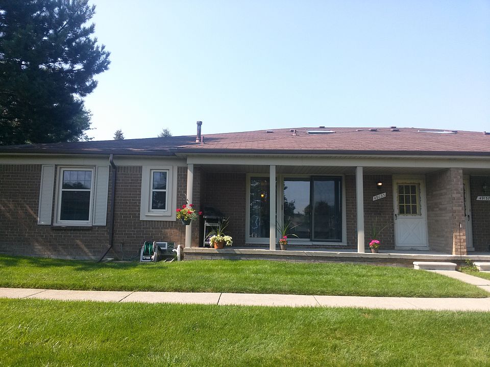 1st image of 49135 Conway Ct