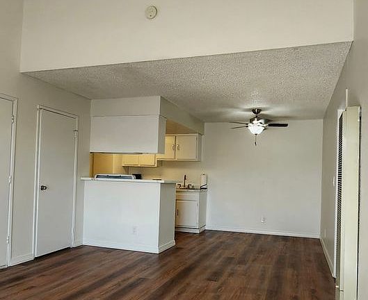 4th image of 10030 Rosecrans Ave Unit 23