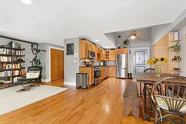 Rented by R New York