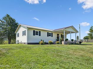2055 Boyds Creek Hwy, Sevierville, TN 37876