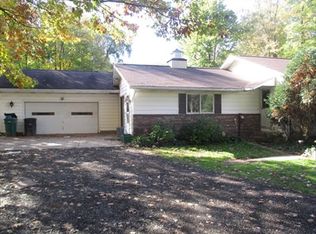 11745 Colburn Rd, Chardon, OH 44024