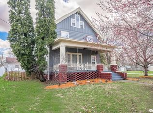 412 S Elm St, Delavan, IL 61734