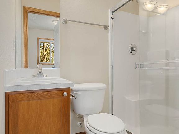 5th image of 1619 SW Barton St