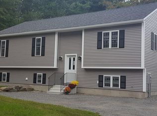 1174 Patriots Rd, Templeton, MA 01468