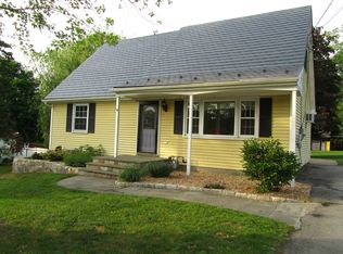 7 Kretch Cir, Wappingers Falls, NY 12590