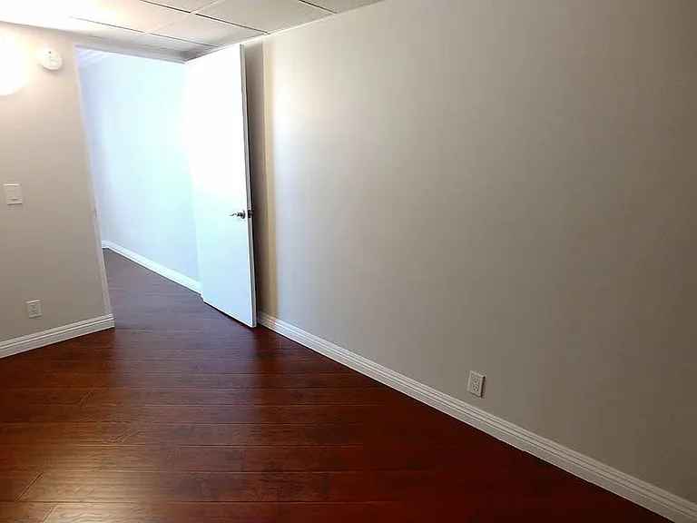 Villa De Adel Apts — Photo 170