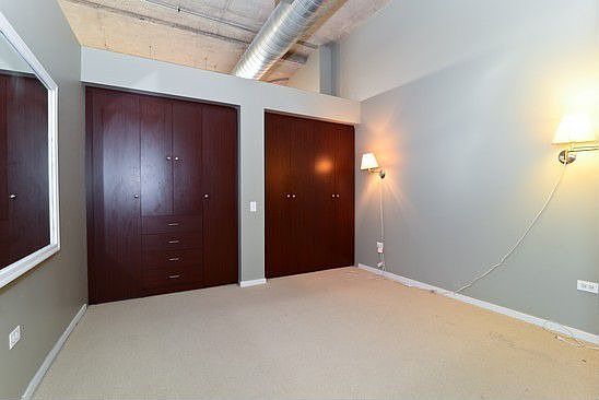 5th image of 900 N Kingsbury St APT 804