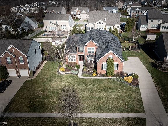 4th image of 133 Wellford Way