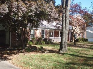 20515 Farcroft Ln, Gaithersburg, MD 20882