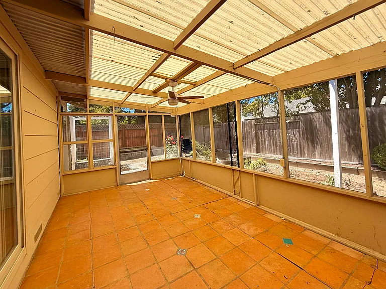 219 Grove Ave — Photo 11