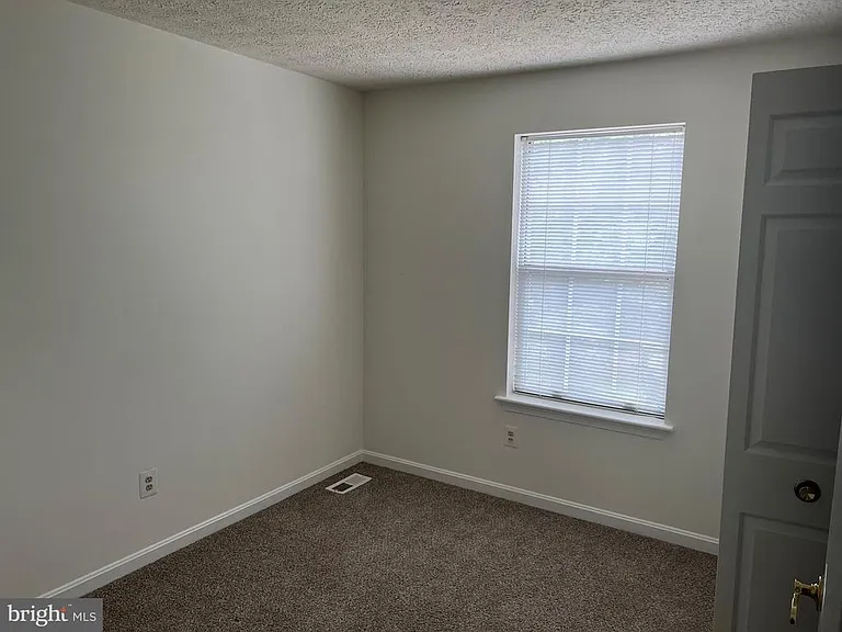 1520 Murray Pl — Photo 9