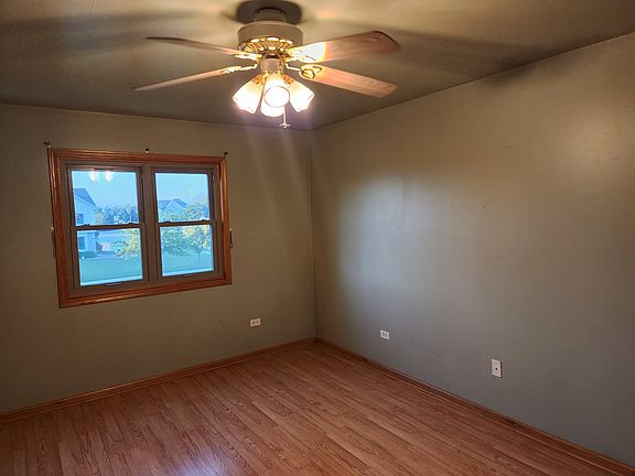 5th image of 1009 Southcreek Dr