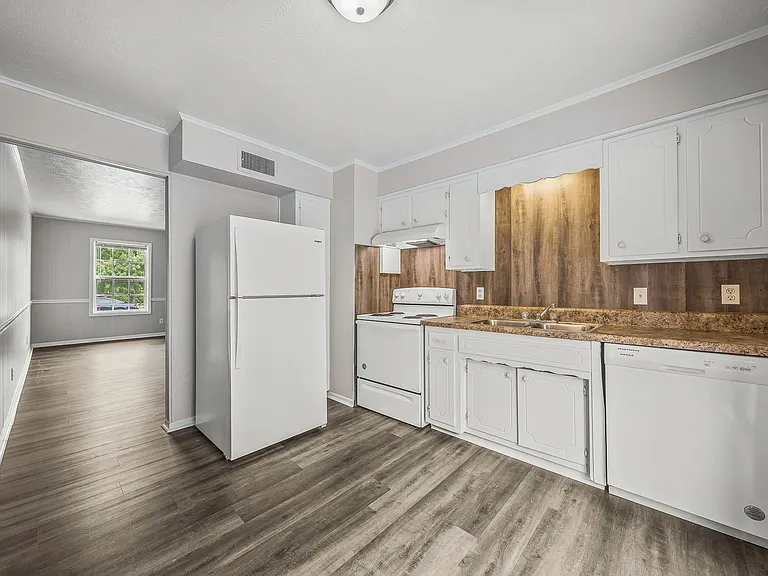 627 Rice Cir — Photo 5