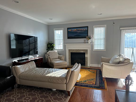 4th image of 50 Harrison Ave