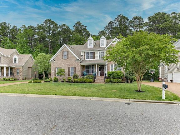 You will love this Gorgeous custom built home on a cul-de-sac
