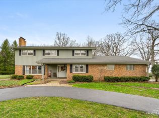 43W762 McDonald Rd, Elgin, IL 60124