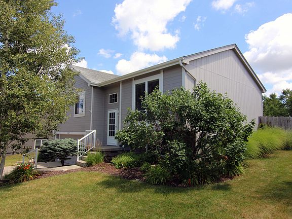 2nd image of 14609 Nebraska Cir
