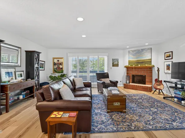 12330 Magnolia Blvd APT 106, Valley Village, CA 91607