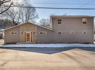 1546 Lake Rd, Lakemore, OH 44250