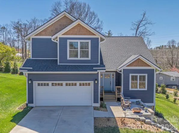 111 Ellis Ln, Arden, NC 28704