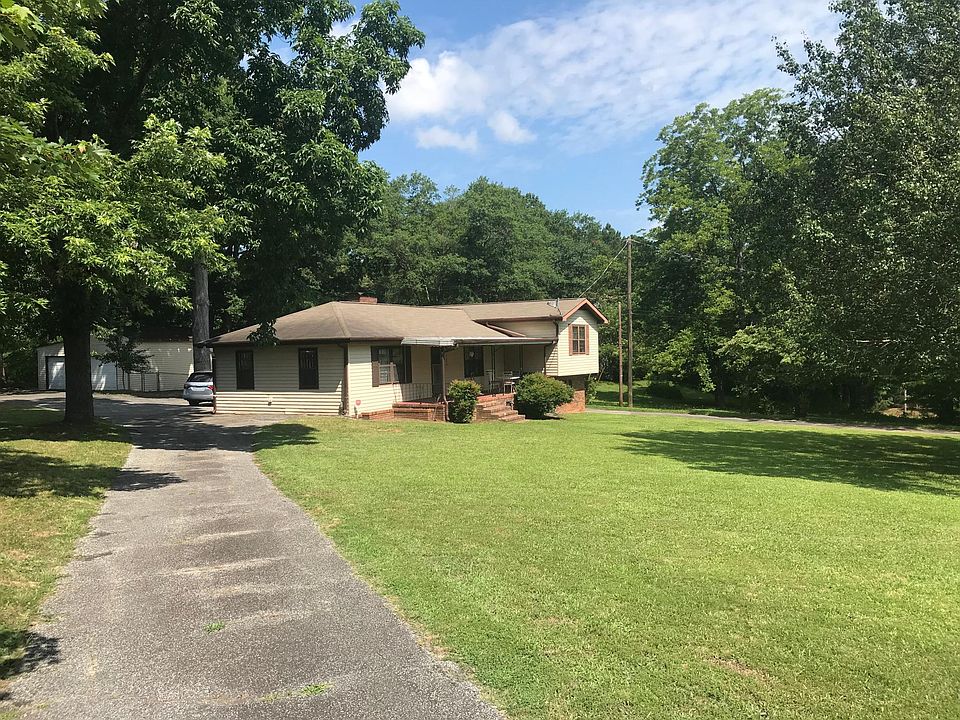 Front yard and driveway
