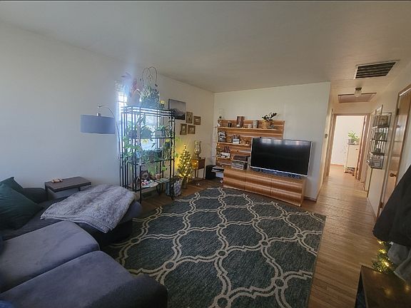 3rd image of 3539 Terrace Dr
