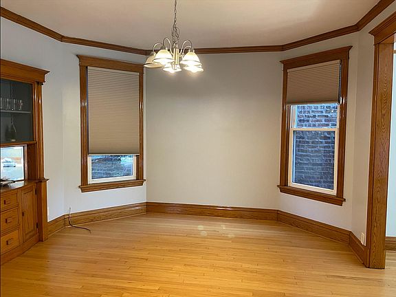 5th image of 3705 N Marshfield Ave #2