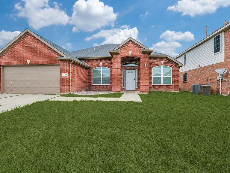 409 Creek Point Ln — Photo 9