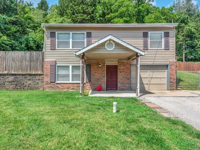 2119 Linnus Dr, High Ridge, MO, 63049