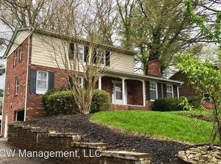 2794 Birchwood Dr, Winston Salem, NC 27103