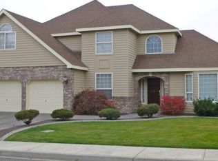 219 Ashwood St, Richland, WA 99352