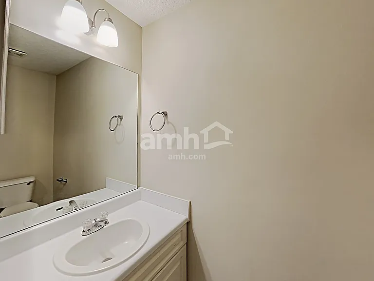209 Signet Ct — Photo 9