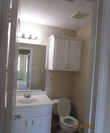 5th image of 3108 Inglewood St