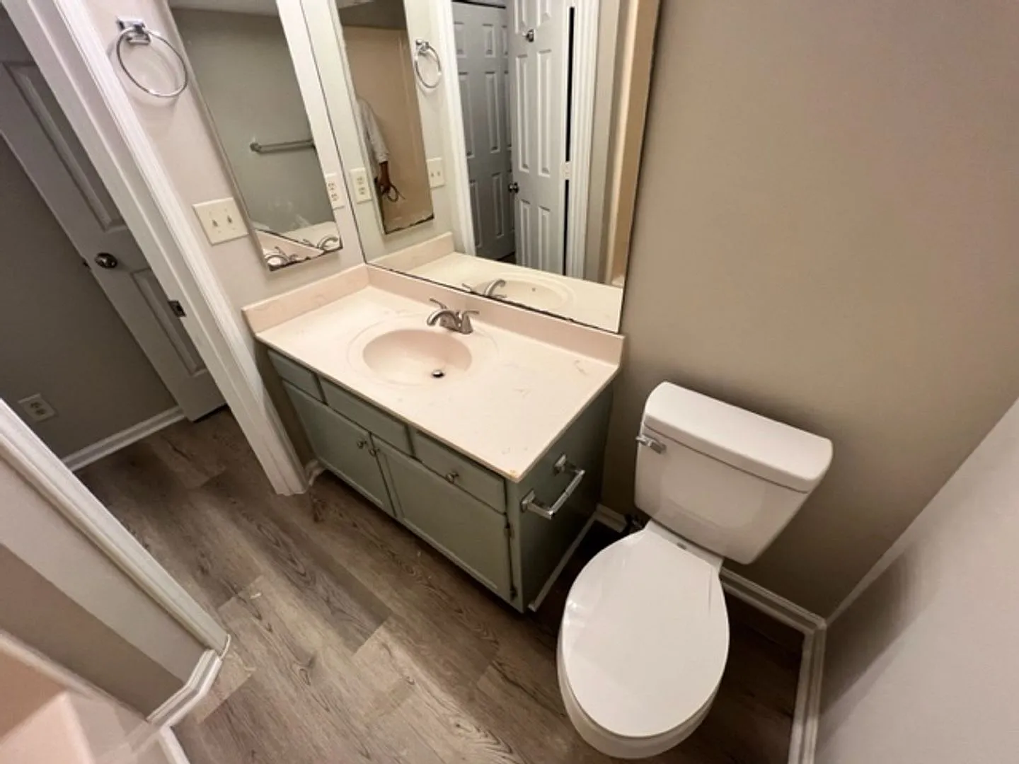 Room in 3 Bedroom Home at Lex Dr — Photo 3