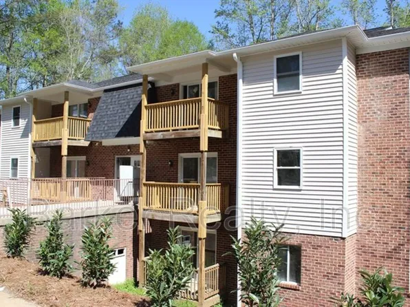 203 E Ransom St APT 3A, Fuquay Varina, NC 27526
