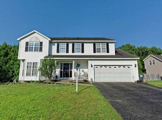 108 Country Walk Rd, Schenectady, NY 12306