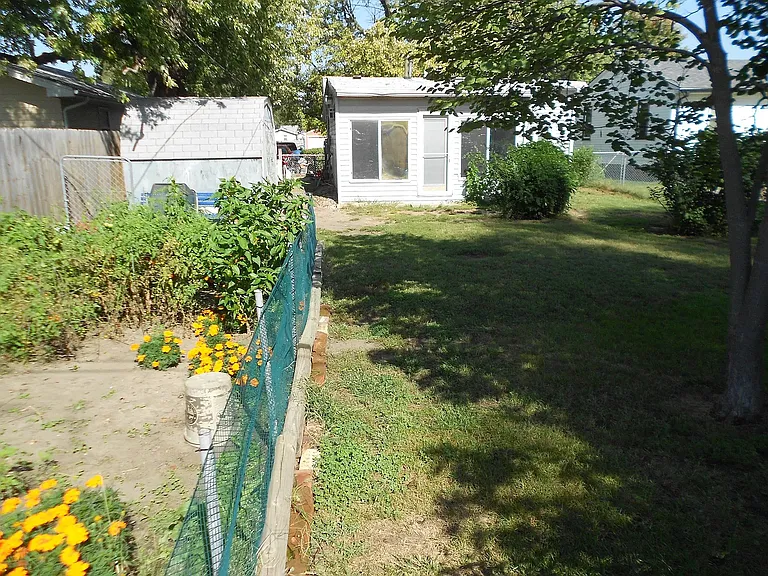 3309 Avenue I — Photo 6