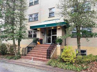 612 11th Ave APT 2A, Huntington, WV 25701