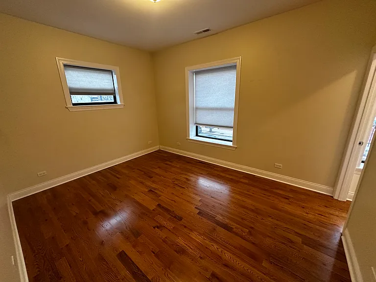 4001 W Armitage Ave #C — Photo 8