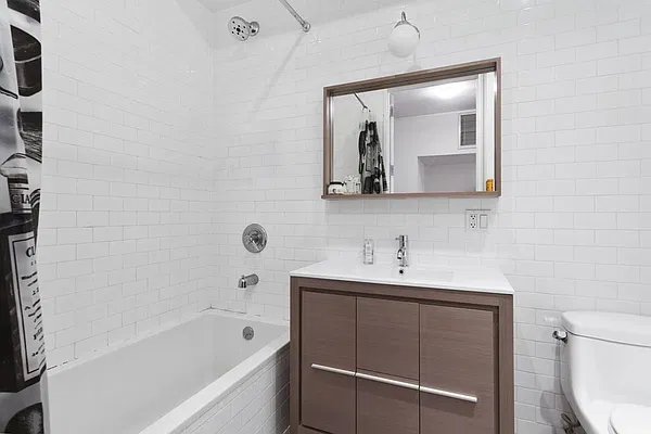 Rented by Investmates Real Estate | media 20