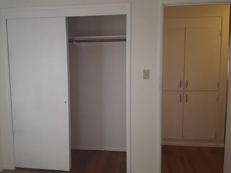 482 East Ave — Photo 10