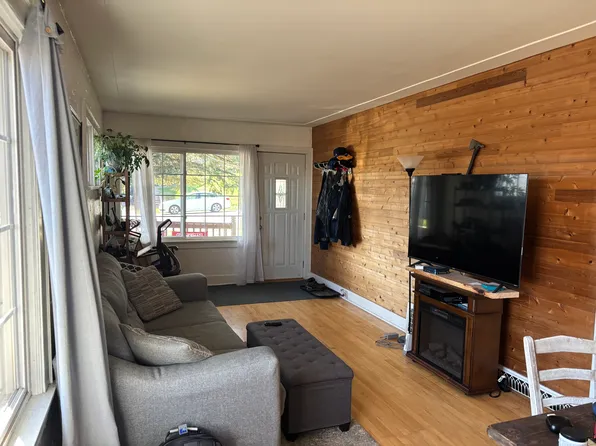 1310 N 56th Ave W, Duluth, MN 55807