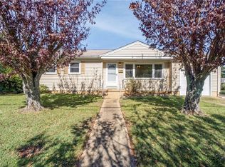 1414 Sunset Dr, Norfolk, VA 23503