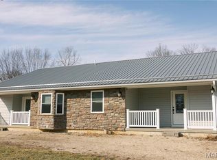 133 1st St S, Rosebud, MO 63091