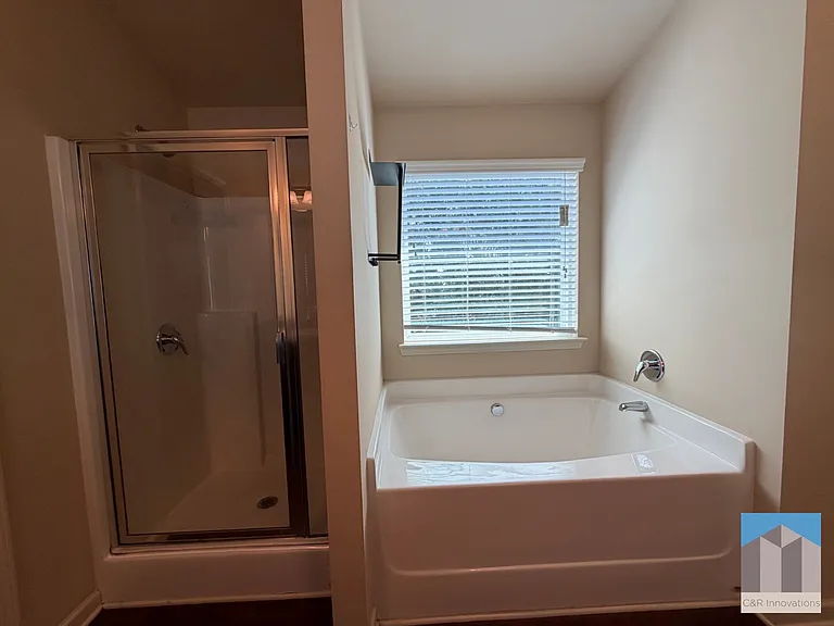 881 Franklin Mill Trce — Photo 19