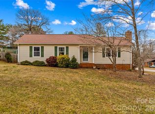 115 Pineview Ct, Statesville, NC 28625