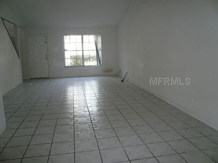 3rd image of 6112 Silkdale Ct