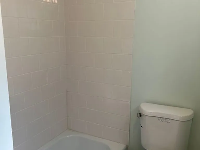 721 Chislett St — Photo 11