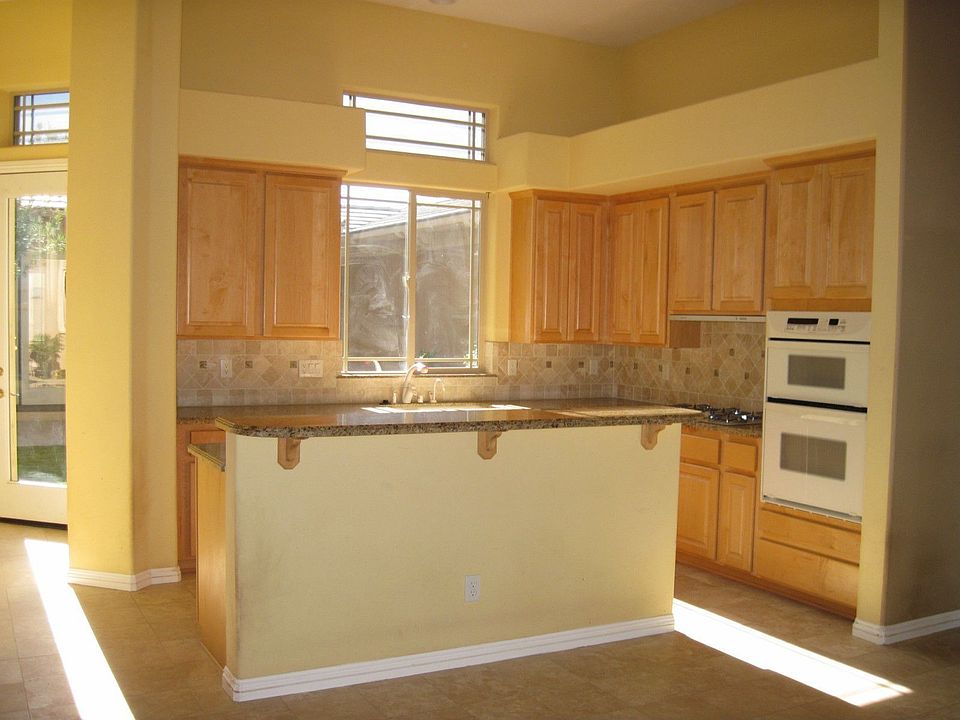 Granite Island Kitchen