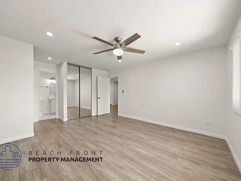 7450 Crescent Ave. — Photo 20